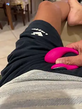 Snapshot of Teloficco chatting on October 1, 11:22 pm Teloficco online show from October 1, 11:22 pm