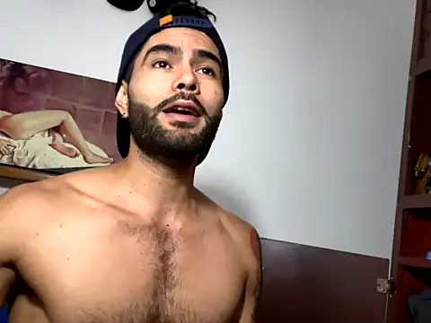 hideonbush051 online show from January 14, 3:28 pm