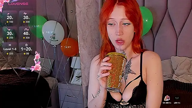 Eva Cramer online show from March 13, 1:18 pm