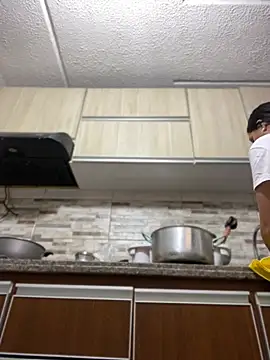 Salome golvert online show from March 18, 9:43 pm