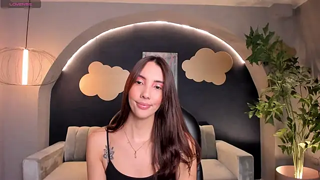 AnaisNin online show from February 13, 12:00 pm