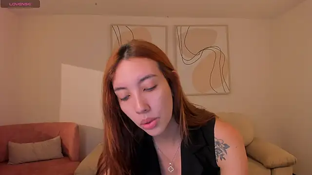 Snapshot of AnaisNin chatting on June 13, 12:03 pm AnaisNin online show from June 13, 12:03 pm