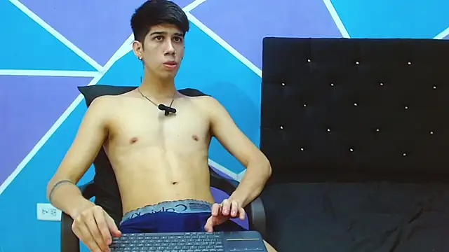 Snapshot of jhony-sex chatting on December 21, 4:52 am jhony-sex online show from December 21, 4:52 am