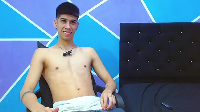 Snapshot of jhony-sex chatting on December 24, 5:05 am jhony-sex online show from December 24, 5:05 am