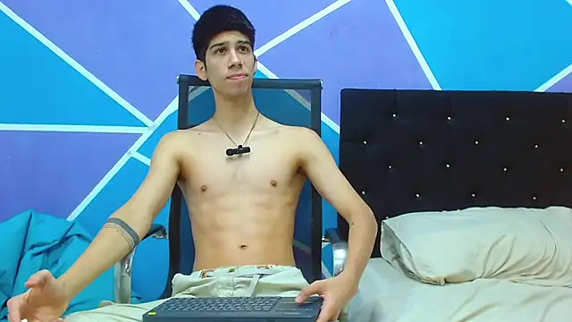 Snapshot of jhony-sex chatting on January 31, 9:05 am jhony-sex online show from January 31, 9:05 am