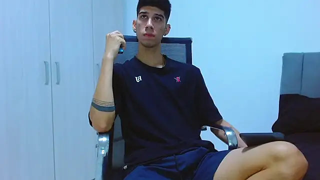 Snapshot of jhony-sex chatting on September 25, 6:17 am jhony-sex online show from September 25, 6:17 am