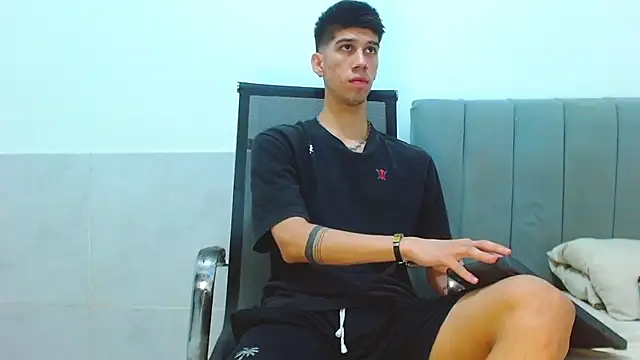 jhony-sex online show from March 31, 7:42 am