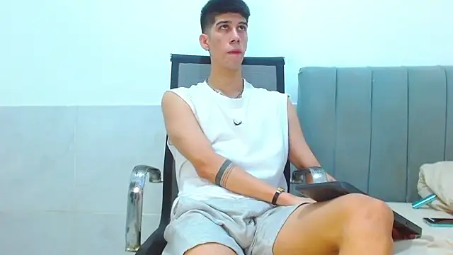 jhony-sex online show from April 14, 10:54 am