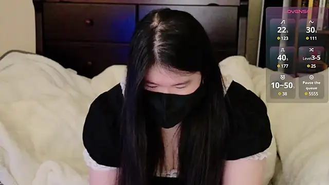 Snapshot of Kara-Nuna chatting on January 25, 3:51 am Kara-Nuna online show from January 25, 3:51 am