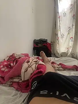 Snapshot of thfrances chatting on December 8, 12:30 pm thfrances online show from December 8, 12:30 pm