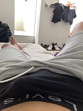 Snapshot of thfrances chatting on December 28, 5:57 pm thfrances online show from December 28, 5:57 pm