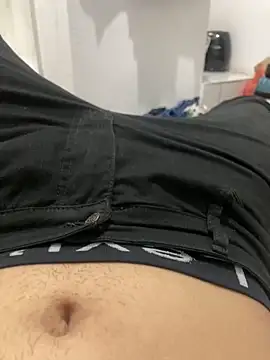 Snapshot of thfrances chatting on February 18, 10:03 pm thfrances online show from February 18, 10:03 pm