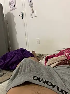 Snapshot of thfrances chatting on March 22, 11:20 pm thfrances online show from March 22, 11:20 pm