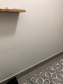 Snapshot of thfrances chatting on October 1, 12:05 am thfrances online show from October 1, 12:05 am