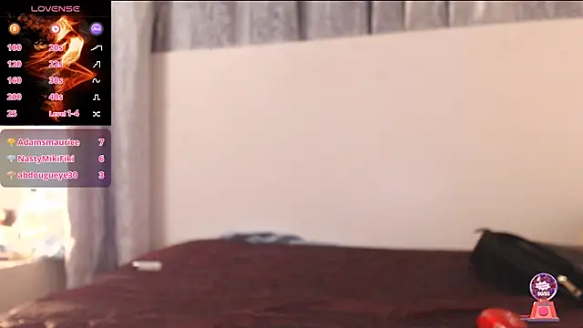 blackhotpartyts online show from March 12, 10:39 pm