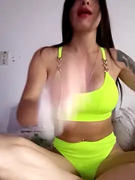 Chicavixy online show from November 11, 1:22 pm