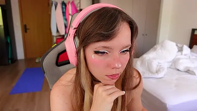 Ayra Lust online show from February 20, 7:03 pm