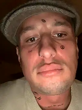 Snapshot of Armou90 chatting on October 20, 7:58 pm Armou90 online show from October 20, 7:58 pm