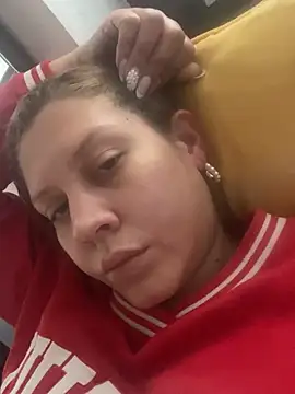 Snapshot of andreinitahg chatting on January 6, 4:13 pm andreinitahg online show from January 6, 4:13 pm