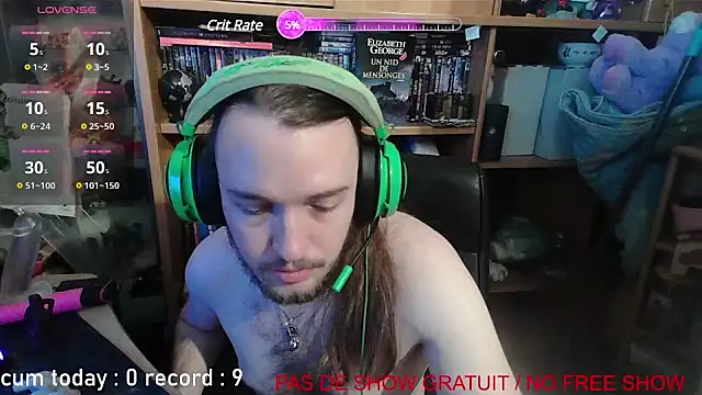 Snapshot of nicolasdumand21 chatting on February 10, 3:42 pm nicolasdumand21 online show from February 10, 3:42 pm