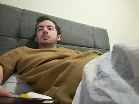 laynufff online show from March 18, 4:48 am