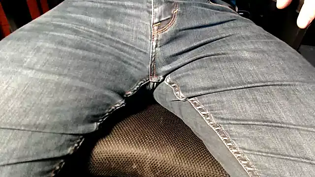 Snapshot of stratos009 chatting on December 26, 6:12 pm stratos009 online show from December 26, 6:12 pm