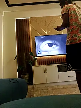 SexyMama boy online show from October 3, 4:04 pm