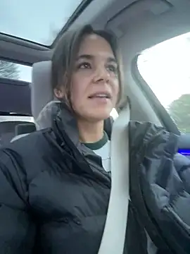 JuicyFruits93 online show from December 22, 7:44 am