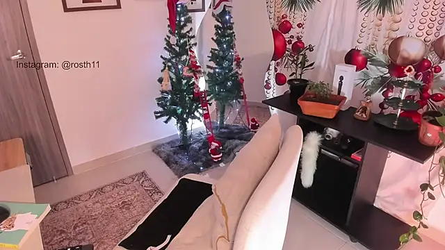Snapshot of rossth1 chatting on December 22, 9:20 pm rossth1 online show from December 22, 9:20 pm