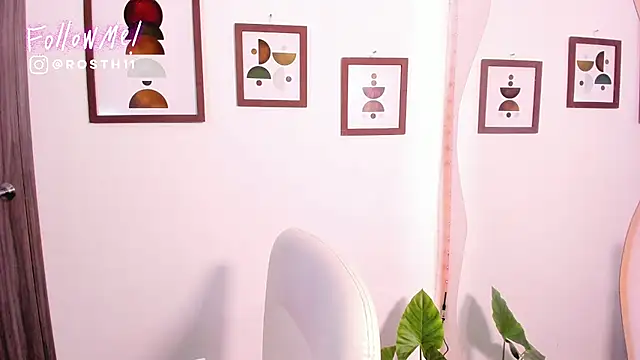 Snapshot of rossth1 chatting on March 22, 11:09 pm rossth1 online show from March 22, 11:09 pm