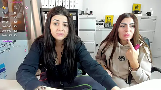 Snapshot of TiffanySweet chatting on December 15, 1:22 pm TiffanySweet online show from December 15, 1:22 pm