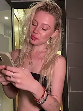 meanexx online show from January 26, 9:08 am