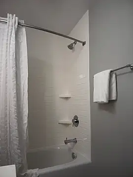 1BeautyN1Beast online show from February 4, 3:51 pm