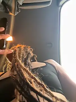 Shuggabutt online show from September 28, 1:11 am