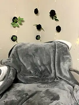 Shuggabutt online show from October 3, 12:35 pm