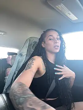 Shuggabutt online show from March 22, 5:27 pm