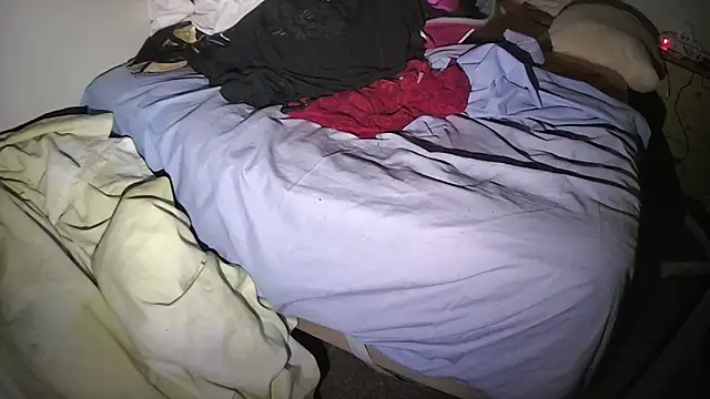 Snapshot of MartaMoon96 chatting on October 7, 9:39 am MartaMoon96 online show from October 7, 9:39 am