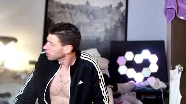 savageconfidence online show from April 4, 1:15 am