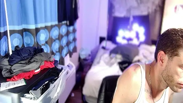 savageconfidence online show from April 27, 5:38 am