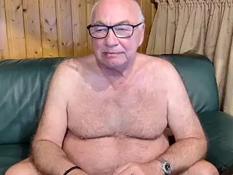 Snapshot of biggandybig chatting on March 20, 10:40 pm biggandybig online show from March 20, 10:40 pm