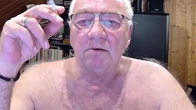 biggandybig online show from April 1, 9:56 pm