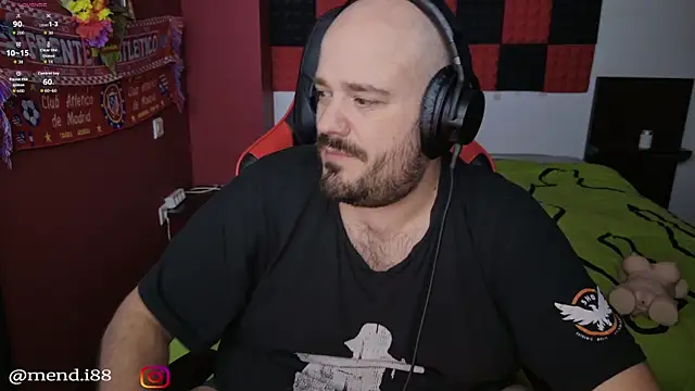 menditeta1 online show from April 10, 9:41 pm