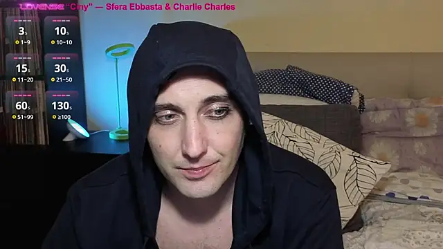 Snapshot of Gil_gamesh90 chatting on March 15, 6:32 pm Gil gamesh90 online show from March 15, 6:32 pm