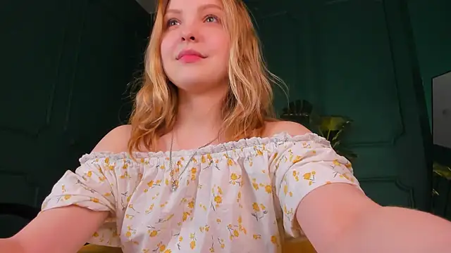 stay with alice online show from February 15, 9:04 pm