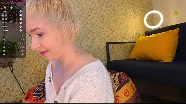 EmmyAmbros online show from February 17, 1:21 pm