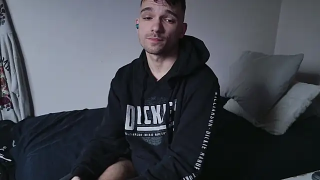 JackDesFeux online show from February 27, 2:10 pm