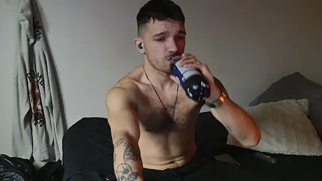 JackDesFeux online show from March 6, 5:11 pm