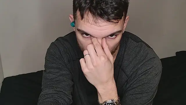 JackDesFeux online show from March 14, 3:15 am