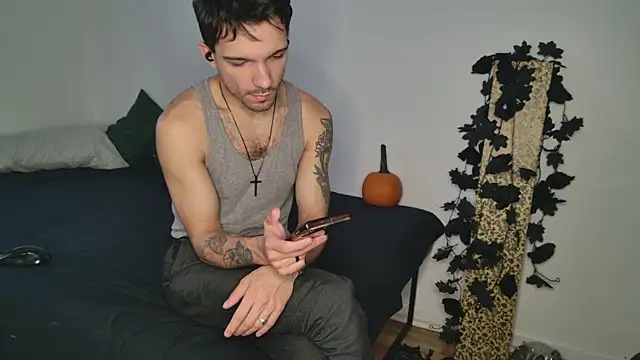 JackDesFeux online show from September 29, 8:24 pm