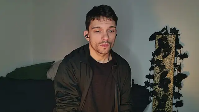 JackDesFeux online show from October 11, 3:50 am